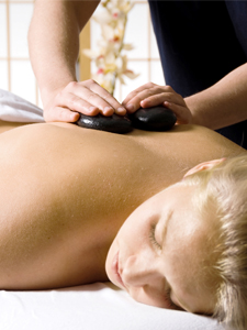 Hotstone massage Lomo-Massage Loretta Moerman Bleiswijk